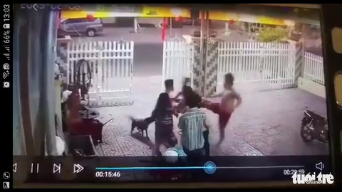 Sẽ đình chỉ công tác 2 công an xông vào nhà đánh người - Ảnh 1. Sẽ đình chỉ công tác 2 công an xông vào nhà đánh người - Ảnh 1.