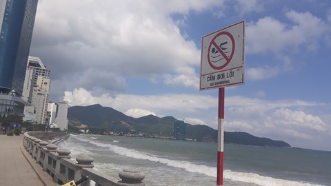 2 du khách Nga chết đuối ở Nha Trang - Ảnh 1. 2 du khách Nga chết đuối ở Nha Trang - Ảnh 1.