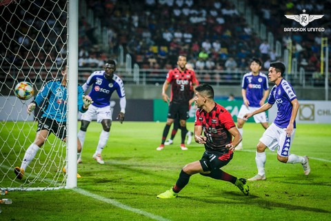 Hà Nội đá bại Bangkok United ở vòng sơ loại thứ hai AFC Champions League - Ảnh 1. Hà Nội đá bại Bangkok United ở vòng sơ loại thứ hai AFC Champions League - Ảnh 1.