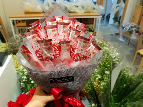 Hoa ăn được hút khách dịp Valentine - Ảnh 1. Hoa ăn được hút khách dịp Valentine - Ảnh 1.