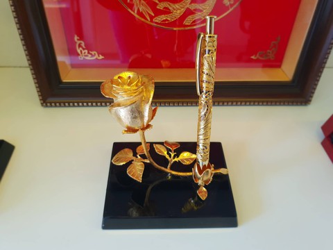 Hoa ăn được hút khách dịp Valentine - Ảnh 5. Hoa ăn được hút khách dịp Valentine - Ảnh 5.