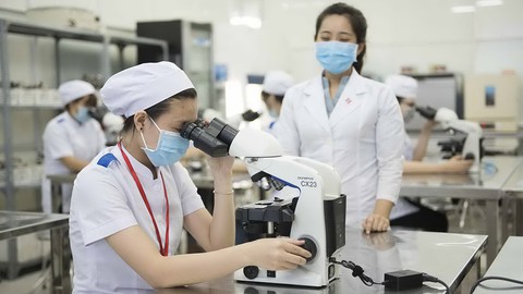 Tuyển giảng viên giỏi, mở nhiều ngành mới - Ảnh 1. Tuyển giảng viên giỏi, mở nhiều ngành mới - Ảnh 1.