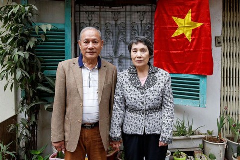 Chuyện tình vượt thời gian của đôi vợ chồng Việt Nam - Triều Tiên - Ảnh 2. Chuyện tình vượt thời gian của đôi vợ chồng Việt Nam - Triều Tiên - Ảnh 2.