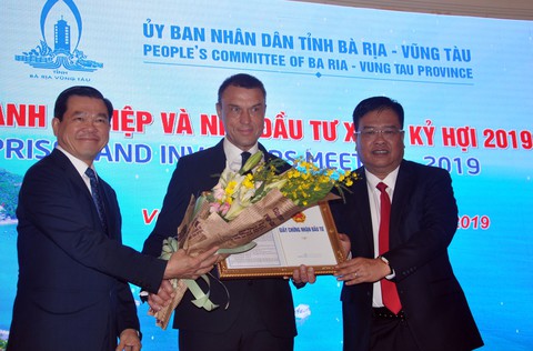 Kiên trì mục tiêu thu hút đầu tư có chọn lọc - Ảnh 1. Kiên trì mục tiêu thu hút đầu tư có chọn lọc - Ảnh 1.
