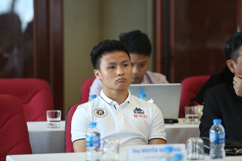 CLB Hà Nội buông Siêu cúp, tập trung cho AFC Champions League - Ảnh 2. CLB Hà Nội buông Siêu cúp, tập trung cho AFC Champions League - Ảnh 2.