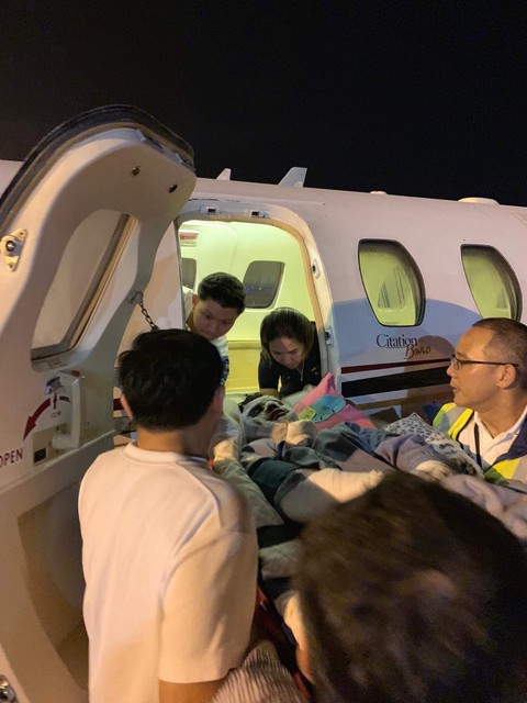 Nạn nhân bị tạt axít ở Quảng Ngãi điều trị bước đầu tại Bangkok - Ảnh 2. Nạn nhân bị tạt axít ở Quảng Ngãi điều trị bước đầu tại Bangkok - Ảnh 2.