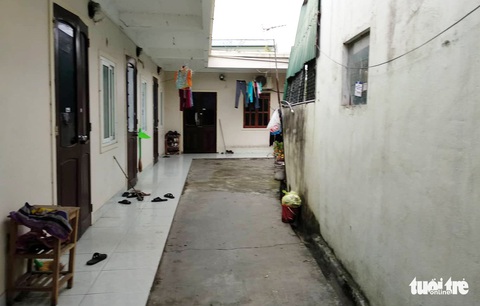 Giảng hòa cho hai vợ chồng, một cảnh sát bị đâm trọng thương - Ảnh 2. Giảng hòa cho hai vợ chồng, một cảnh sát bị đâm trọng thương - Ảnh 2.