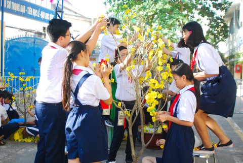 Thi ảnh Mùa yêu thương: Sắc xuân rạng ngời - Ảnh 1. Thi ảnh Mùa yêu thương: Sắc xuân rạng ngời - Ảnh 1.