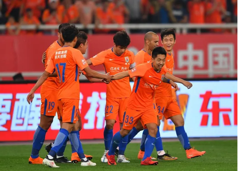 Shandong Luneng và duyên nợ với bóng đá Việt Nam - Ảnh 1. Shandong Luneng và duyên nợ với bóng đá Việt Nam - Ảnh 1.