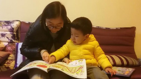 Người Trung Quốc ngại sinh con thứ hai vì chi phí đắt đỏ - Ảnh 1. Người Trung Quốc ngại sinh con thứ hai vì chi phí đắt đỏ - Ảnh 1.