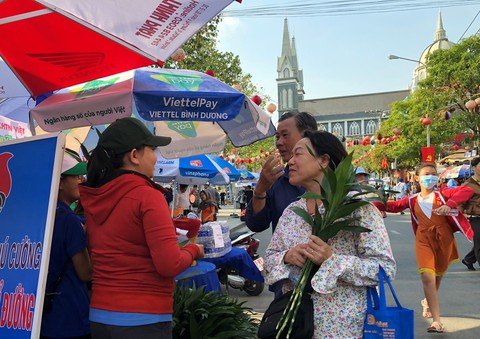 Sẽ có hàng vạn du khách dự lễ hội Chùa Bà ở Bình Dương - Ảnh 1. Sẽ có hàng vạn du khách dự lễ hội Chùa Bà ở Bình Dương - Ảnh 1.