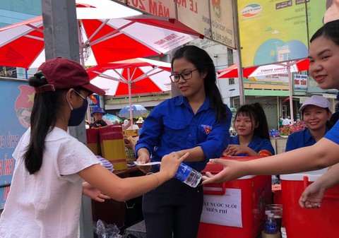 Sẽ có hàng vạn du khách dự lễ hội Chùa Bà ở Bình Dương - Ảnh 3. Sẽ có hàng vạn du khách dự lễ hội Chùa Bà ở Bình Dương - Ảnh 3.
