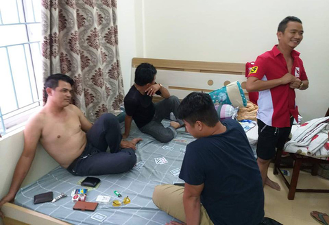 Làm rõ việc điều chuyển công an phá vụ sòng bạc thiếu gia - Ảnh 1. Làm rõ việc điều chuyển công an phá vụ sòng bạc thiếu gia - Ảnh 1.