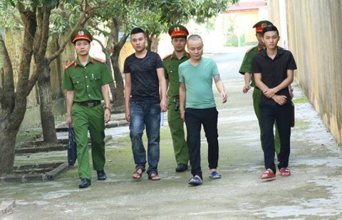 Bắt nhóm người cưỡng đoạt tài sản, bắt giữ người trái pháp luật - Ảnh 1. Bắt nhóm người cưỡng đoạt tài sản, bắt giữ người trái pháp luật - Ảnh 1.