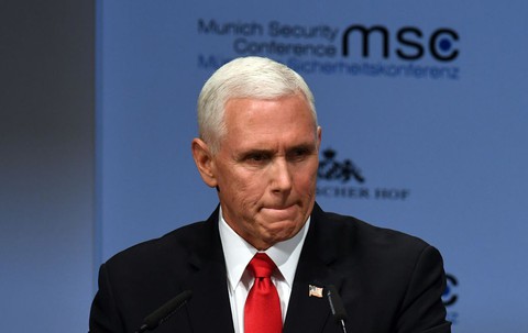 Khán phòng không vỗ tay chào ông Trump, Nhà Trắng nói có - Ảnh 1. Khán phòng không vỗ tay chào ông Trump, Nhà Trắng nói có - Ảnh 1.