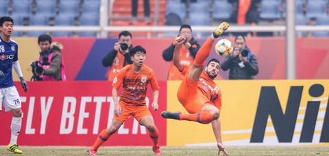 Thua Shandong Luneng, Hà Nội chia tay AFC Champions League - Ảnh 1. Thua Shandong Luneng, Hà Nội chia tay AFC Champions League - Ảnh 1.