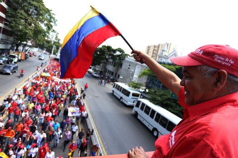 Tướng không quân Venezuela công nhận ‘Tổng thống lâm thời’ Guaido - Ảnh 3. Tướng không quân Venezuela công nhận ‘Tổng thống lâm thời’ Guaido - Ảnh 3.