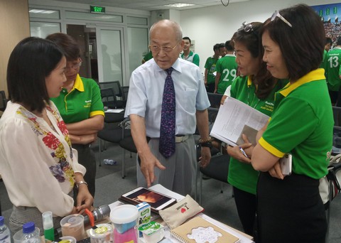 Hướng dẫn trị liệu chấn thương tại Học viện bóng đá NutiFood JMG - Ảnh 3. Hướng dẫn trị liệu chấn thương tại Học viện bóng đá NutiFood JMG - Ảnh 3.