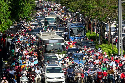 Bao giờ mới có cảnh báo kẹt xe? - Ảnh 1. Bao giờ mới có cảnh báo kẹt xe? - Ảnh 1.