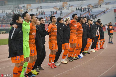 Báo Trung Quốc: Shandong Luneng may mắn thắng Real Madrid của Việt Nam - Ảnh 1. Báo Trung Quốc: Shandong Luneng may mắn thắng Real Madrid của Việt Nam - Ảnh 1.