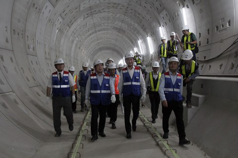 Chủ tịch UBND TP.HCM: Metro số 1 sẽ vận hành đúng tiến độ - Ảnh 1. Chủ tịch UBND TP.HCM: Metro số 1 sẽ vận hành đúng tiến độ - Ảnh 1.