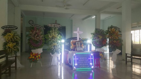 Vụ đâm chết người nghi bắt cóc trẻ em: nghi phạm khai do có rượu - Ảnh 1. Vụ đâm chết người nghi bắt cóc trẻ em: nghi phạm khai do có rượu - Ảnh 1.