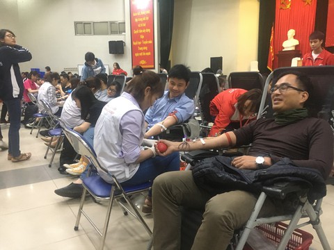 Lễ hội Xuân hồng: Dự kiến tiếp nhận 5.000 đơn vị máu - Ảnh 1. Lễ hội Xuân hồng: Dự kiến tiếp nhận 5.000 đơn vị máu - Ảnh 1.