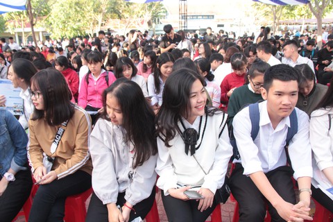 Bắt đầu tư vấn tuyển sinh hướng nghiệp tại Đắk Lắk - Ảnh 3. Bắt đầu tư vấn tuyển sinh hướng nghiệp tại Đắk Lắk - Ảnh 3.