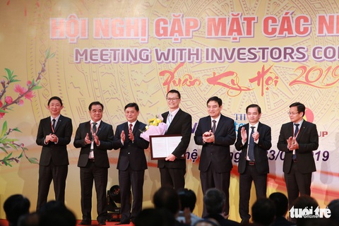 Thủ tướng Nguyễn Xuân Phúc: Nghệ An không được ‘ngủ quên’ trên thành quả - Ảnh 2. Thủ tướng Nguyễn Xuân Phúc: Nghệ An không được ‘ngủ quên’ trên thành quả - Ảnh 2.