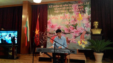 Hai thế giới mang lại những ngày diệu kỳ cho Cún - Ảnh 2. Hai thế giới mang lại những ngày diệu kỳ cho Cún - Ảnh 2.