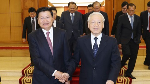 Quan hệ hữu nghị vĩ đại Việt - Lào - Ảnh 1. Quan hệ hữu nghị vĩ đại Việt - Lào - Ảnh 1.