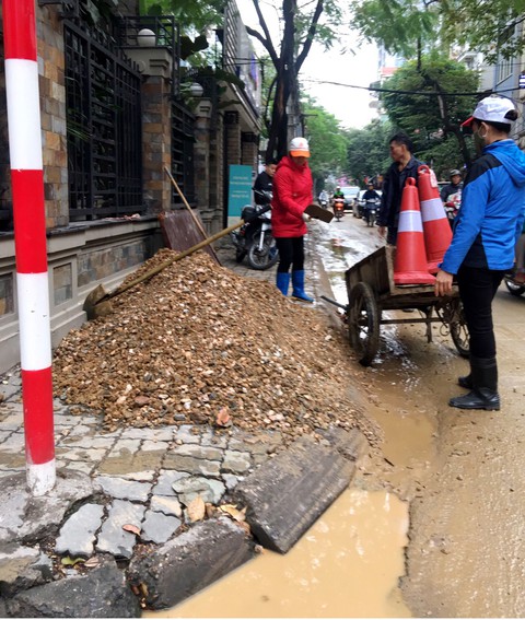 Nguy hiểm bụi mịn đi thẳng vào phổi - Ảnh 3. Nguy hiểm bụi mịn đi thẳng vào phổi - Ảnh 3.