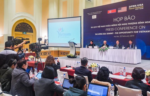 Việt Nam có thể là điểm trung chuyển cho du lịch Triều Tiên - Ảnh 2. Việt Nam có thể là điểm trung chuyển cho du lịch Triều Tiên - Ảnh 2.