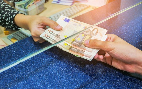 11 điều không thể quên trước khi vi vu nước ngoài - Ảnh 1. 11 điều không thể quên trước khi vi vu nước ngoài - Ảnh 1.
