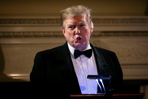 Ông Trump nói gì trước khi lên đường sang Việt Nam? - Ảnh 1. Ông Trump nói gì trước khi lên đường sang Việt Nam? - Ảnh 1.