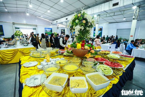 Việt Nam mở đại yến 40 món đãi 3.500 nhà báo - Ảnh 7. Việt Nam mở đại yến 40 món đãi 3.500 nhà báo - Ảnh 7.