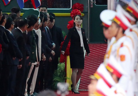 Nhà lãnh đạo Triều Tiên tươi cười rạng rỡ khi đặt chân tới Đồng Đăng - Ảnh 13. Nhà lãnh đạo Triều Tiên tươi cười rạng rỡ khi đặt chân tới Đồng Đăng - Ảnh 13.