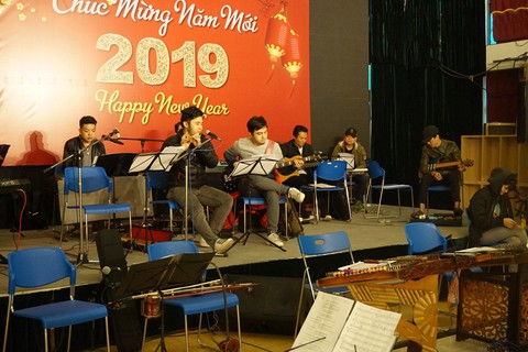 Việt Nam chiêu đãi ông Kim Jong Un quan họ, múa cung đình Huế... - Ảnh 1. Việt Nam chiêu đãi ông Kim Jong Un quan họ, múa cung đình Huế... - Ảnh 1.
