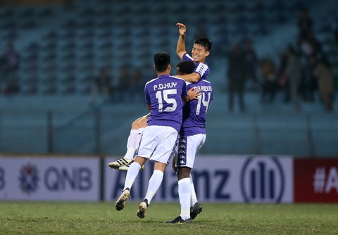 Hà Nội vùi dập đội vô địch Campuchia 10-0 trong trận ra quân AFC Cup 2019 - Ảnh 1. Hà Nội vùi dập đội vô địch Campuchia 10-0 trong trận ra quân AFC Cup 2019 - Ảnh 1.