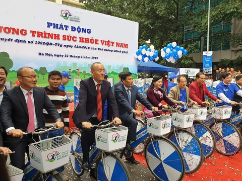 Thủ tướng kêu gọi giảm muối, ăn nhiều rau, bồi bổ sức khỏe - Ảnh 2. Thủ tướng kêu gọi giảm muối, ăn nhiều rau, bồi bổ sức khỏe - Ảnh 2.