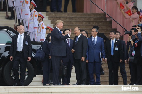 Thủ tướng Nguyễn Xuân Phúc hội kiến Tổng thống Trump - Ảnh 6. Thủ tướng Nguyễn Xuân Phúc hội kiến Tổng thống Trump - Ảnh 6.