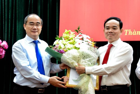 Ông Trần Lưu Quang làm phó bí thư thường trực Thành ủy TP.HCM - Ảnh 4. Ông Trần Lưu Quang làm phó bí thư thường trực Thành ủy TP.HCM - Ảnh 4.