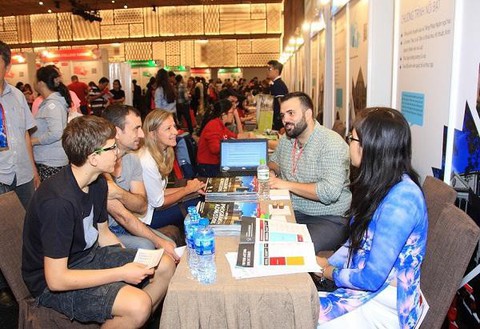 Triển lãm giáo dục Canada mùa Xuân năm 2019 - Ảnh 1. Triển lãm giáo dục Canada mùa Xuân năm 2019 - Ảnh 1.