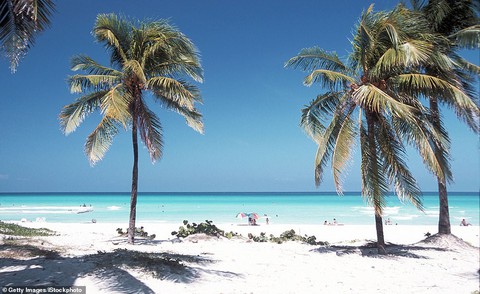 TripAdvisor bình chọn những bãi biển đẹp nhất thế giới 2019 - Ảnh 2. TripAdvisor bình chọn những bãi biển đẹp nhất thế giới 2019 - Ảnh 2.