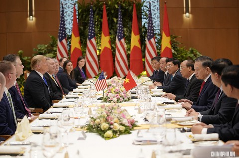 Thủ tướng Nguyễn Xuân Phúc hội kiến Tổng thống Trump - Ảnh 11. Thủ tướng Nguyễn Xuân Phúc hội kiến Tổng thống Trump - Ảnh 11.