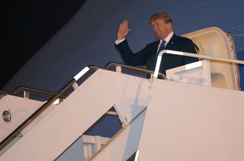 Tổng thống Trump gọi nhà lãnh đạo Triều Tiên Kim Jong Un là người bạn của tôi - Ảnh 1. Tổng thống Trump gọi nhà lãnh đạo Triều Tiên Kim Jong Un là người bạn của tôi - Ảnh 1.