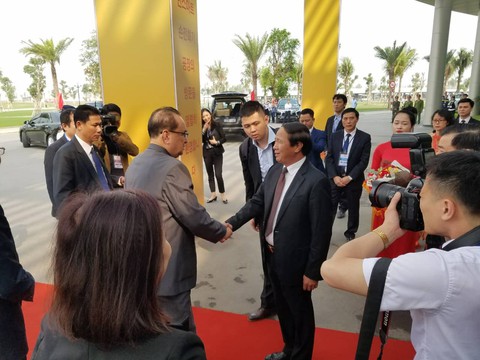Phái đoàn Triều Tiên thăm tập đoàn Vingroup tại Hải Phòng - Ảnh 2. Phái đoàn Triều Tiên thăm tập đoàn Vingroup tại Hải Phòng - Ảnh 2.