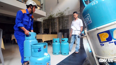 Giá gas tăng lần thứ 3 liên tiếp, thêm 17.000 đồng - Ảnh 1. Giá gas tăng lần thứ 3 liên tiếp, thêm 17.000 đồng - Ảnh 1.