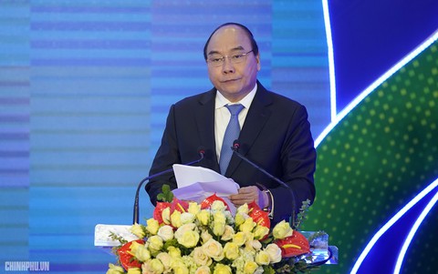 Thủ tướng Nguyễn Xuân Phúc: Mỗi ngày nên đi ít nhất 10.000 bước chân - Ảnh 1. Thủ tướng Nguyễn Xuân Phúc: Mỗi ngày nên đi ít nhất 10.000 bước chân - Ảnh 1.
