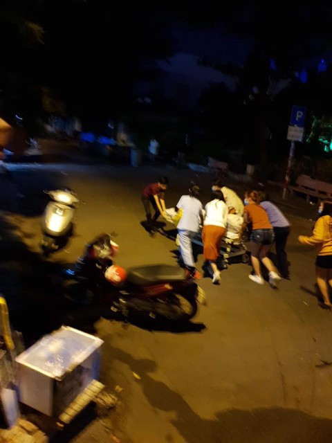 Nhân viên, hành khách xe buýt góp tiền, đưa bà bầu đi bệnh viện - Ảnh 2. Nhân viên, hành khách xe buýt góp tiền, đưa bà bầu đi bệnh viện - Ảnh 2.